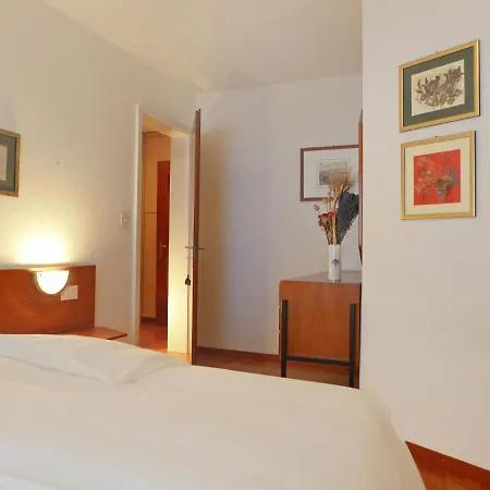 Chesa Arlas A1 By Interhome Apartment